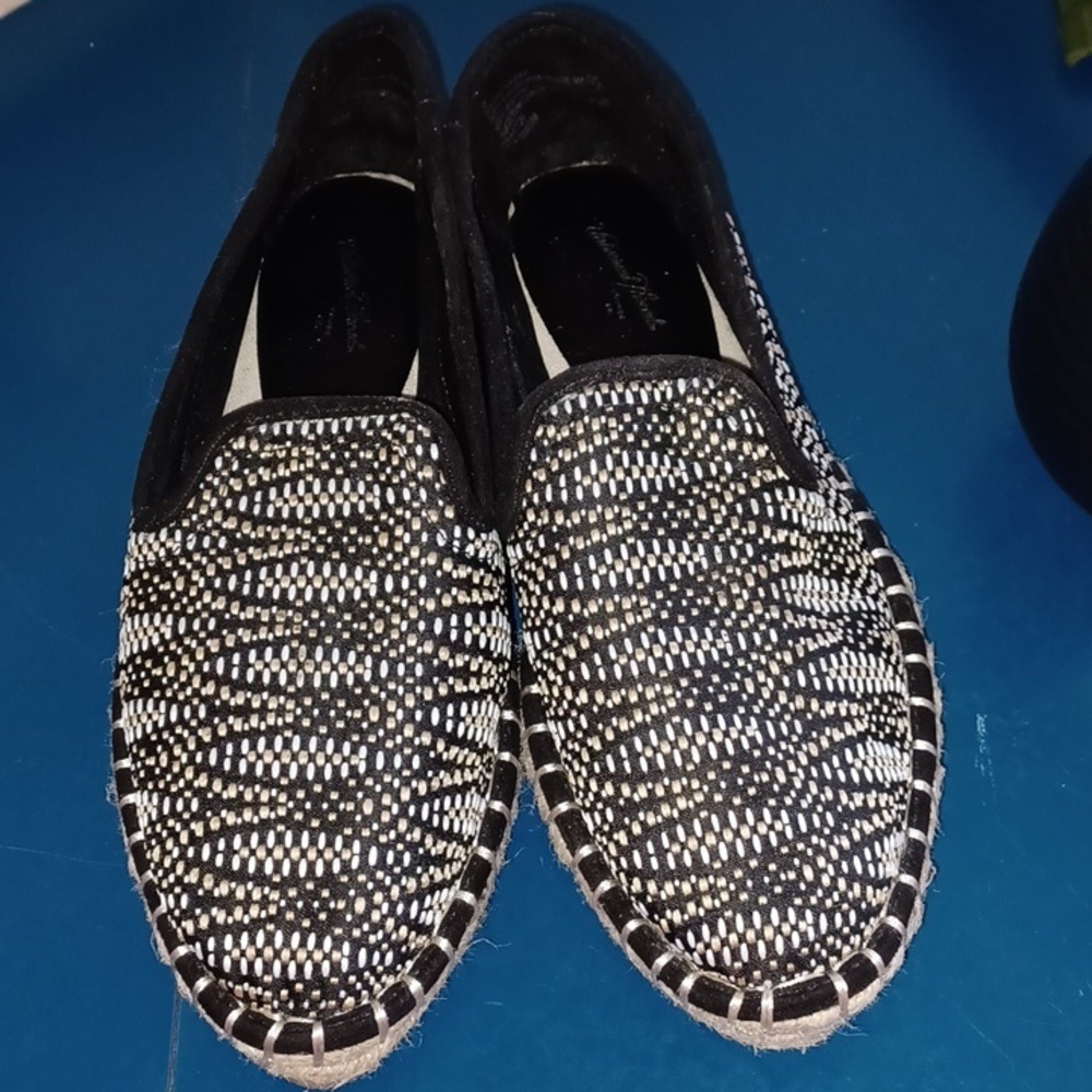 Universal Thread Carly Woven Slip on Espadrilles Size 6